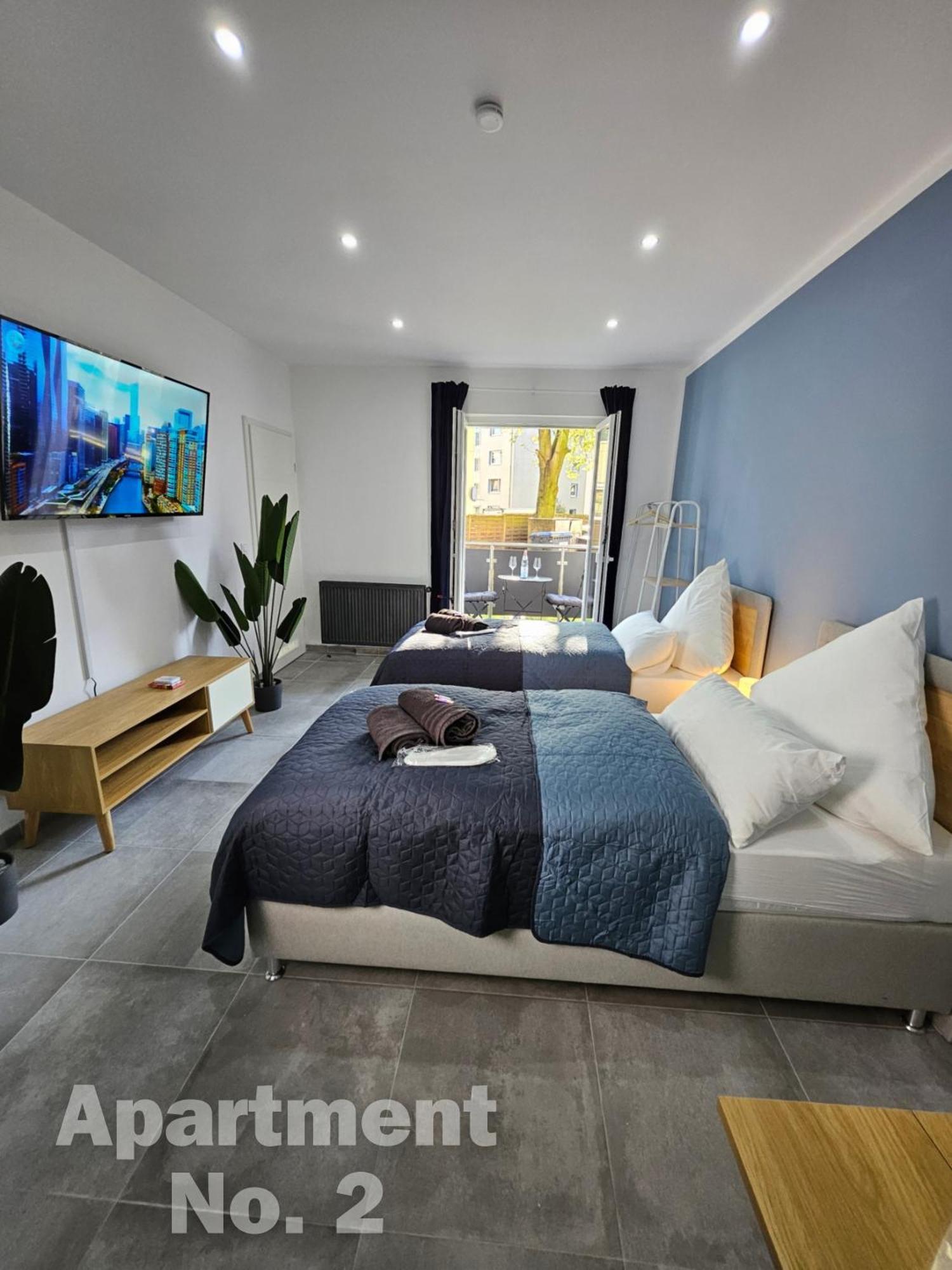 Modern Homes - Voll Ausgestatte Wohnung - Balkon - Hotelbetten - 4K Tv - Wlan 默尔斯 外观 照片